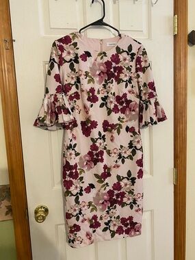 Calvin Klein Blush Pink Floral Midi Dress with Ruffle Elbow Sleeves